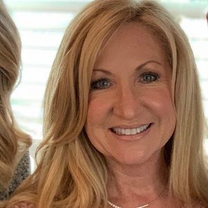 Meet your Posher, Georgeane